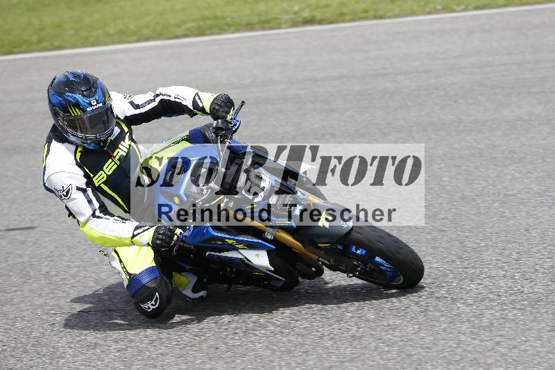 /Archiv-2024/29 12.06.2024 MOTO.CH Track Day ADR/Gruppe rot/50